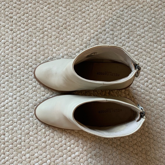Kelsi Dagger ivory ankle boots - Picture 2 of 6